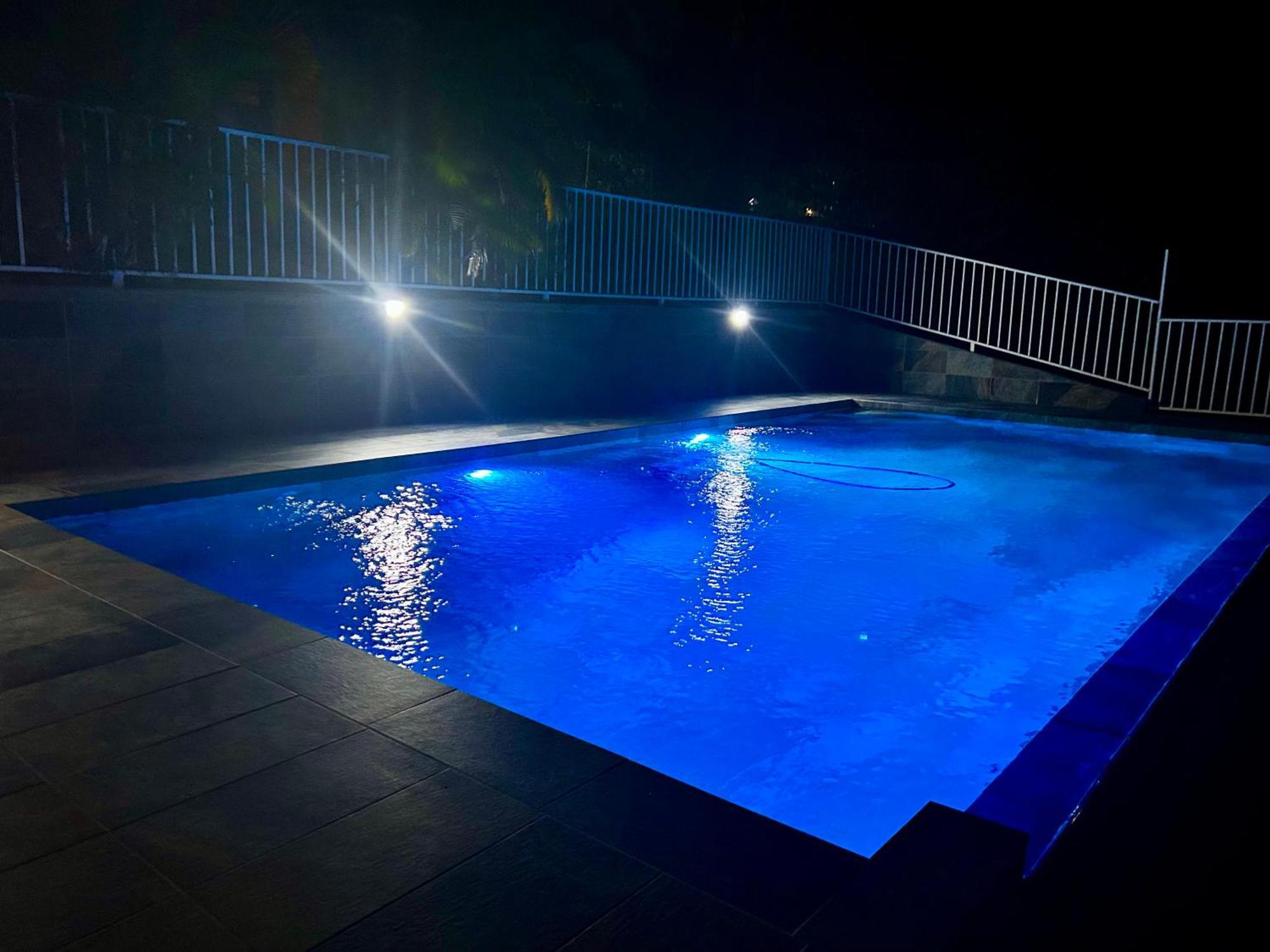 Apartamento Bleu Soleil Le Morne-Vert Exterior foto
