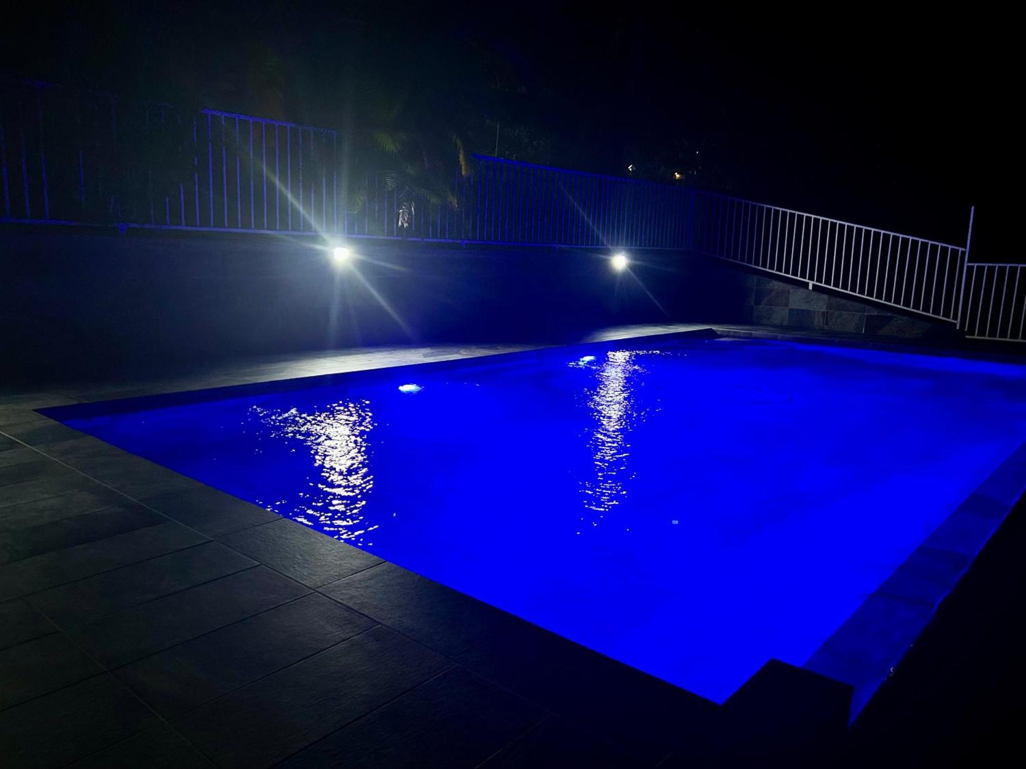 Apartamento Bleu Soleil Le Morne-Vert Exterior foto